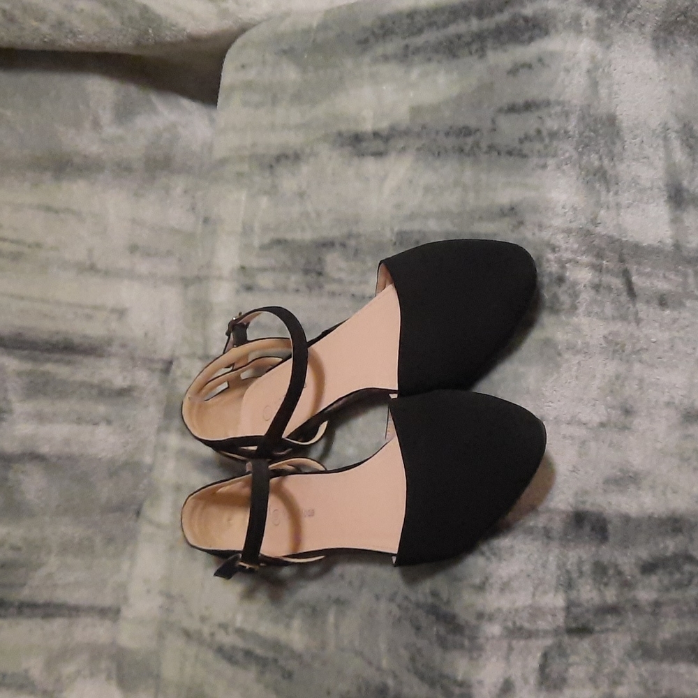 Dress flat